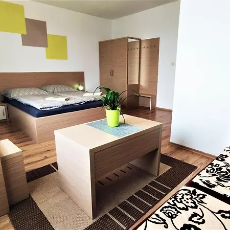 Katka Quarto em Acomodações Particulares Vel'ka Lomnica