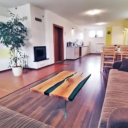 Katka בית אירוח