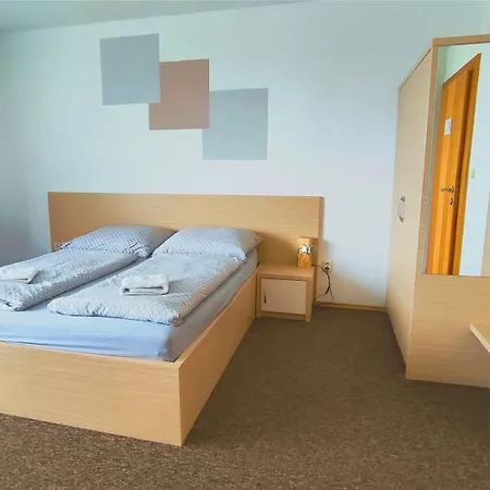 Katka Vel'ka Lomnica