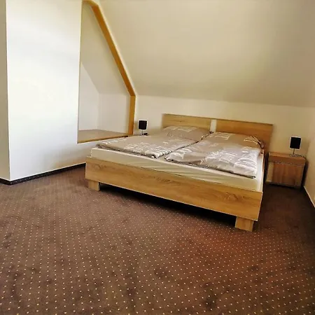 Katka ולקה לומניקה